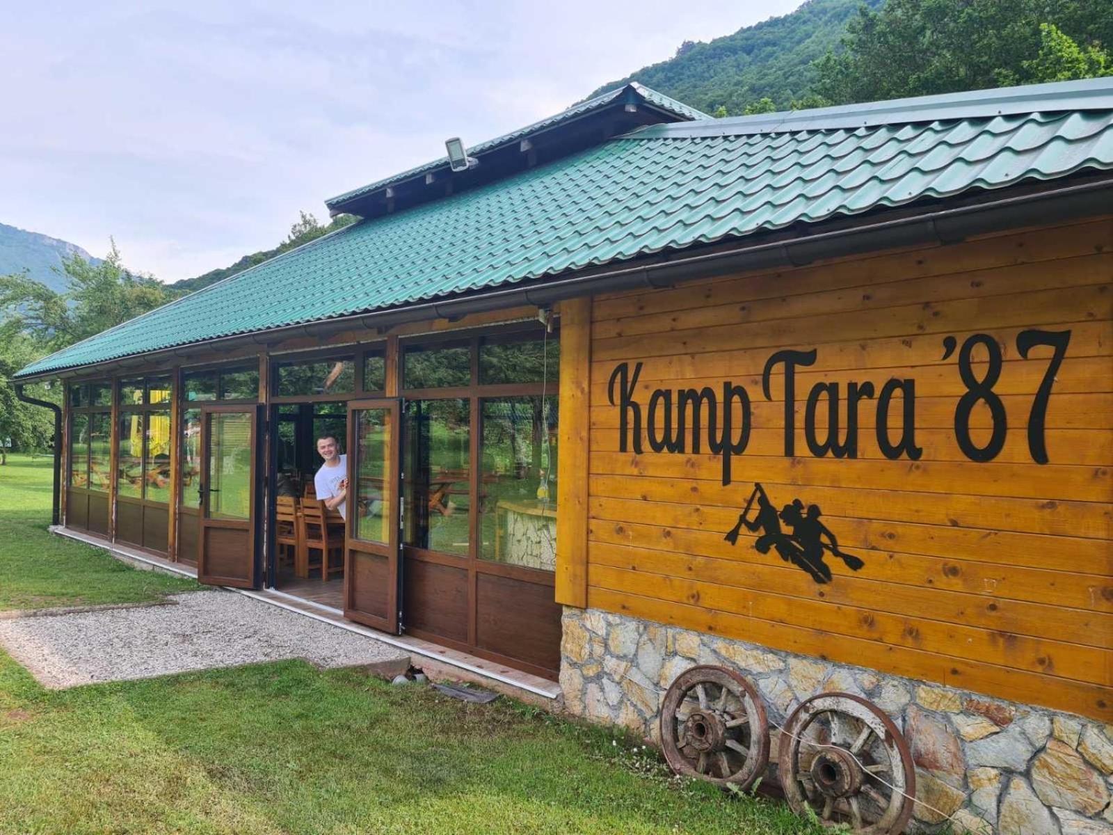 Готель Rafting Camp Tara 87 Hum Екстер'єр фото
